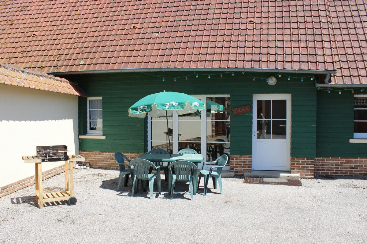 photo 0