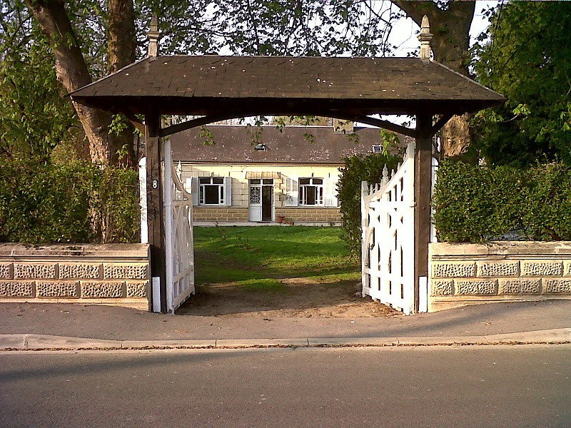 photo 0
