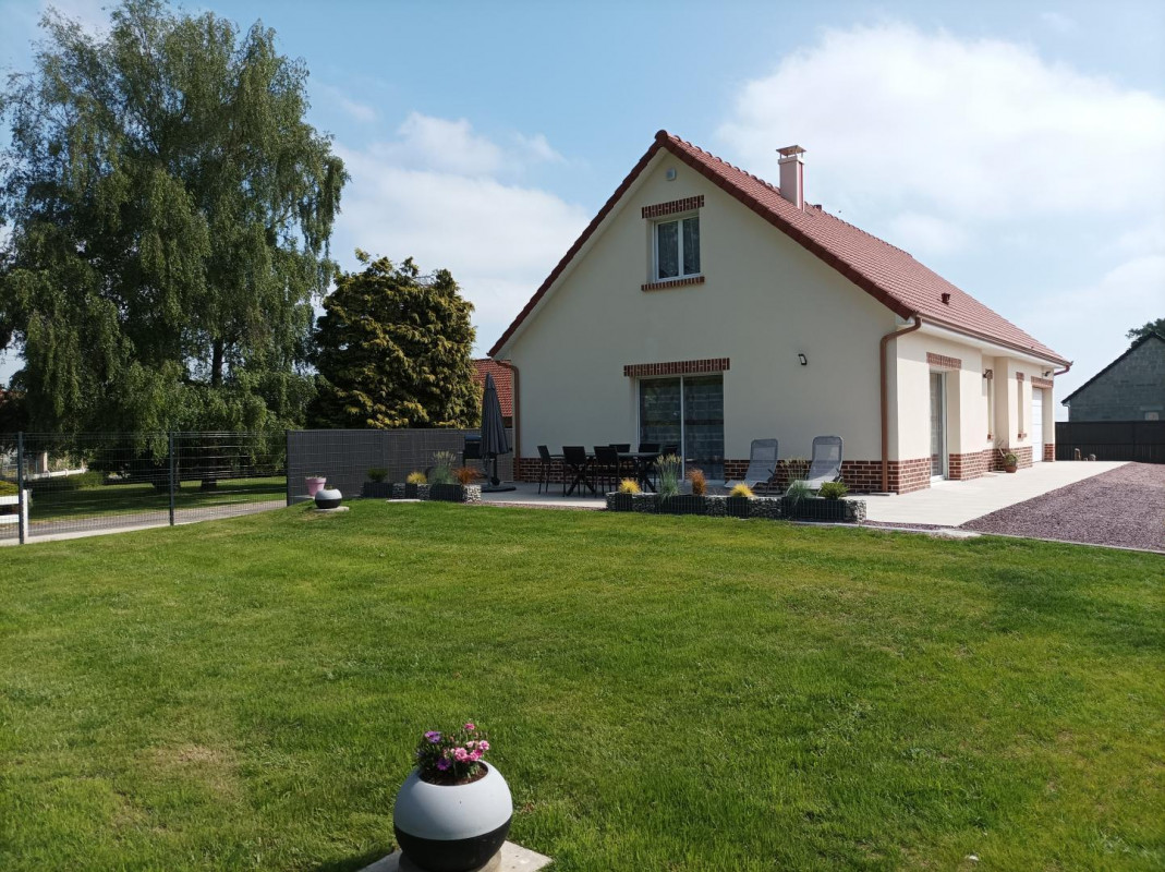 photo 0