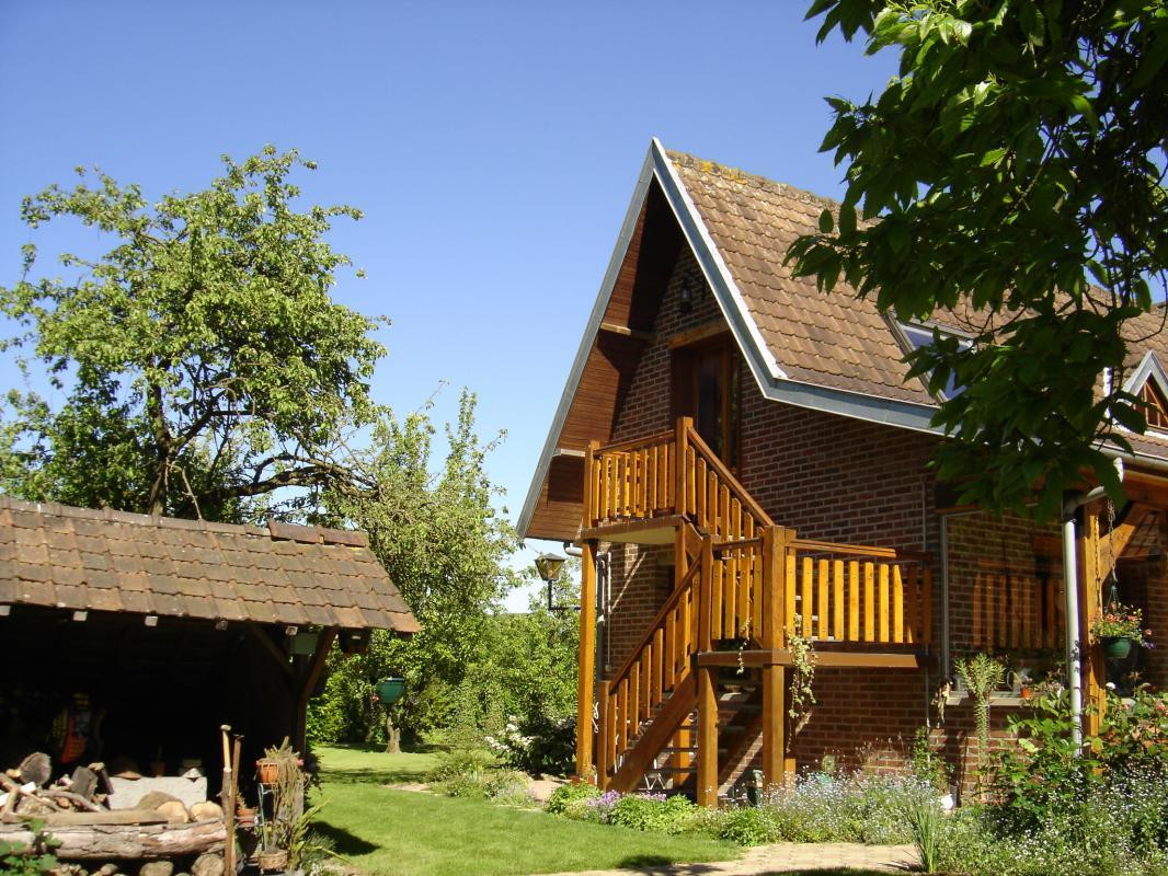 photo 0