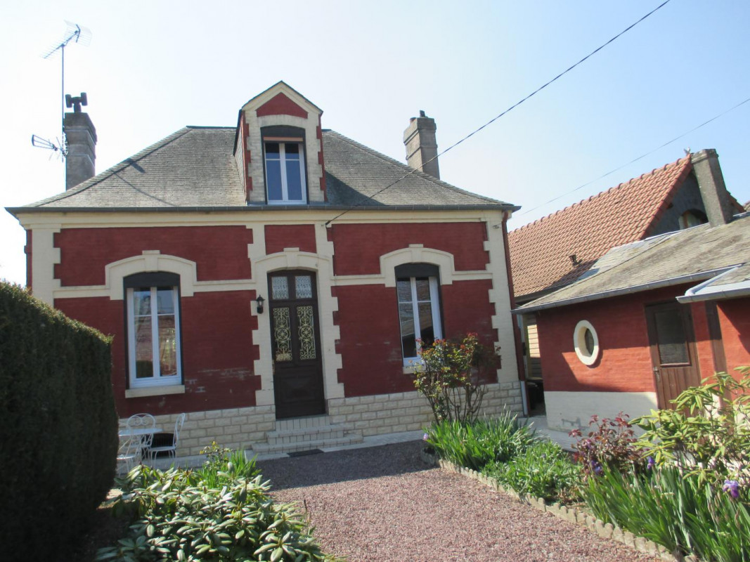 photo 0