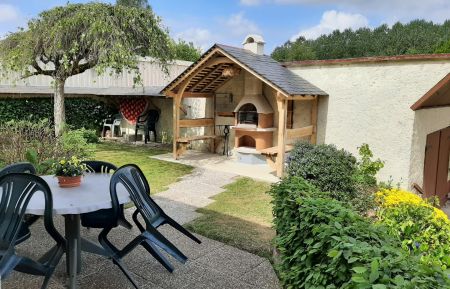 G&icirc;te n&deg;G91006 Saint-L&eacute;ger-l&egrave;s-Authie - Somme - Terrasse et barbecue
