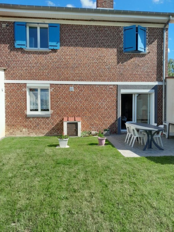 photo 0